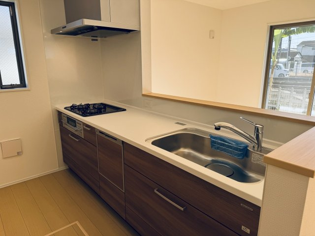 八王子市　東浅川町　新築一戸建て　１期のキッチン|～使い勝手の良いシステムキッチン～