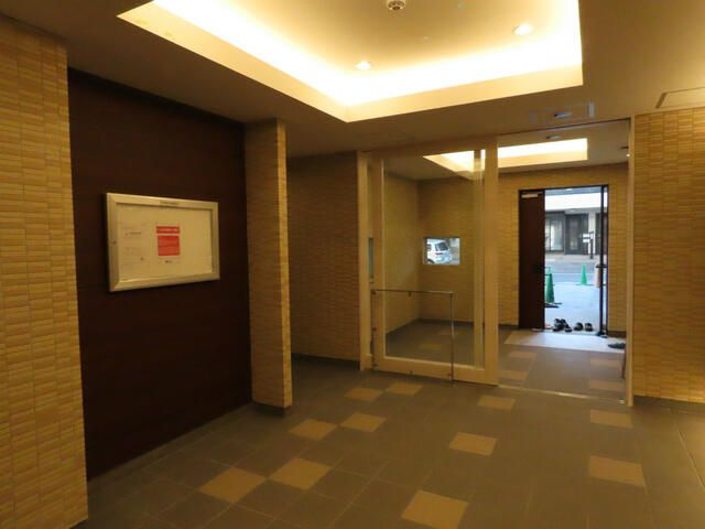 リブリ・レジデンス三ノ輪のロビー