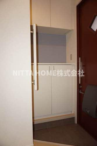 ミルキーウェイⅠ・Ⅱのその他共用部分|収納力バツグンのシューズボックスです★