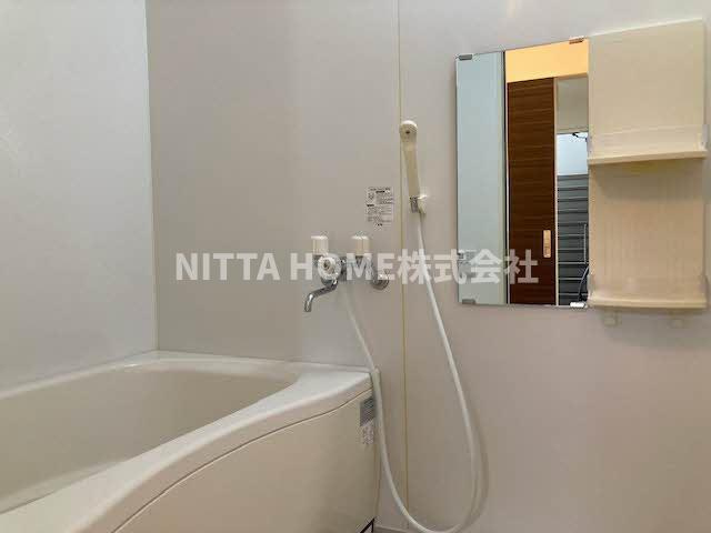 ミルキーウェイⅠ・Ⅱの浴室|清潔感のあるバスルームです◎