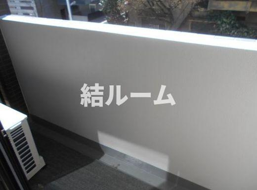 北区王子本町１丁目の賃貸マンションのバルコニー|別部屋参考写真