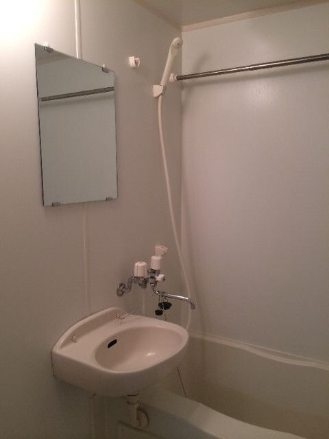 ヴェルト西大島グラーセ のキッチン