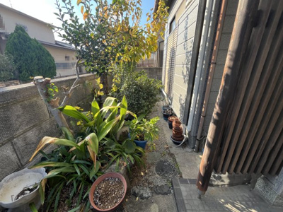 【庭】 | 北葛城郡上牧町松里園3丁目