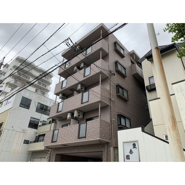 エスパシオ21の外観