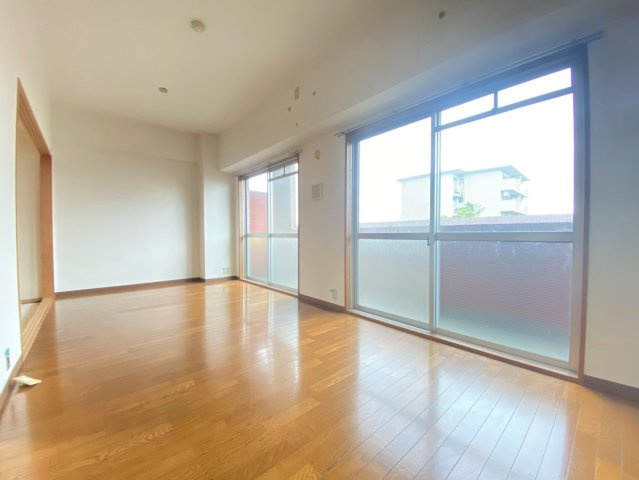 マンション・フォルツーナの居間・リビング