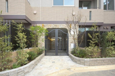 【外観】 | スペリオール白金台 | 外観も気になるポイント