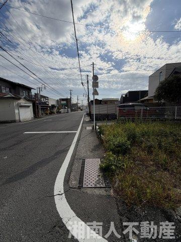 小田原市扇町2丁目　売地の前面道路含む現地写真|前面道路含む現地写真です