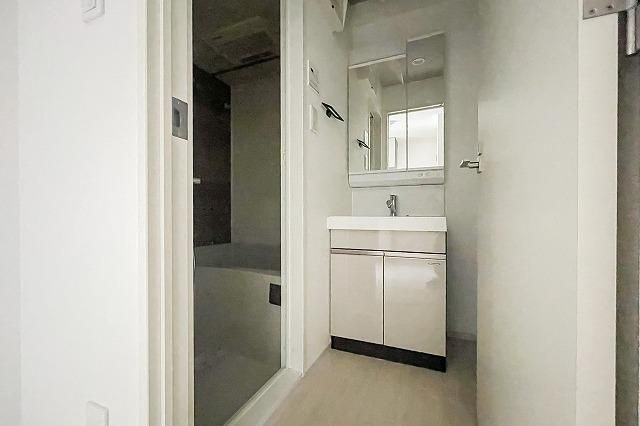 ＡＬＴＥＲＮＡ池袋ＥＡＳＴの洗面所