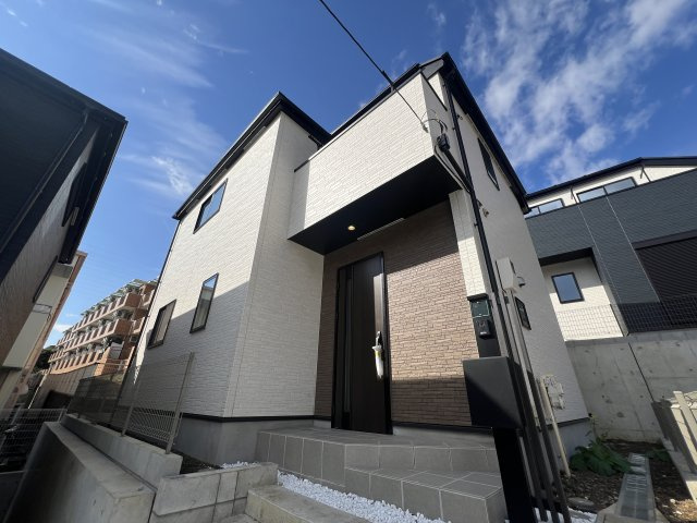 再開発が進行し注目のSA・GI・NU・MA　鷺沼２丁目新築戸建の外観|落ち着いた雰囲気の外観です