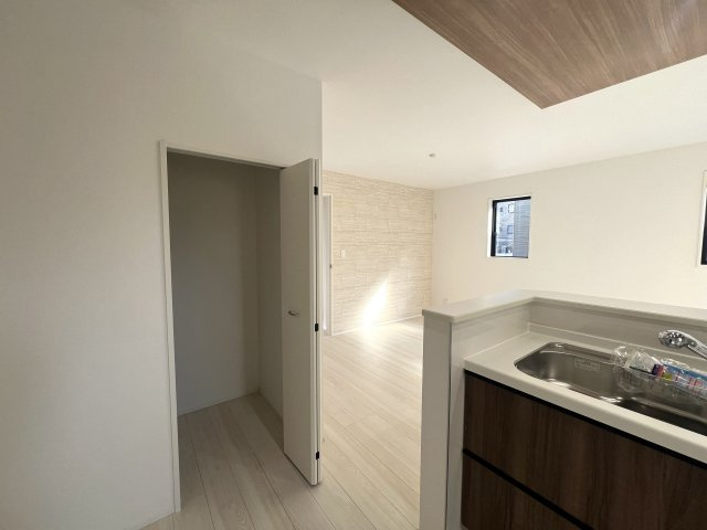 再開発が進行し注目のSA・GI・NU・MA　鷺沼２丁目新築戸建の収納|収納スペース豊富です