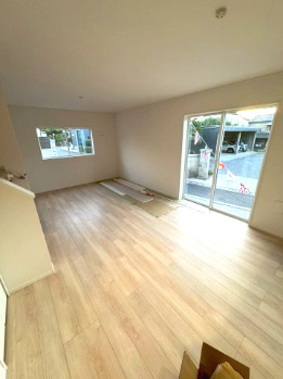 新築戸建　伊豆の国市三福第４　全３棟　１号棟の洋室