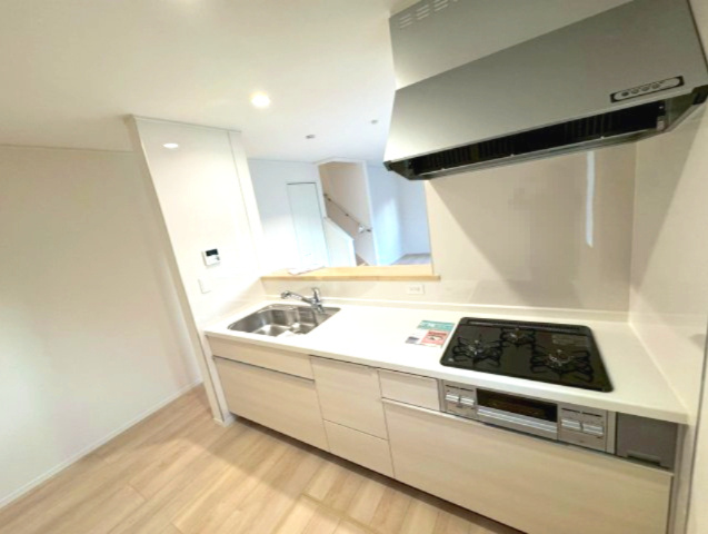 新築戸建　伊豆の国市三福第４　全３棟　１号棟のキッチン