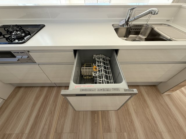 アーバンスタイル前橋市上新田町1期　1号棟の玄関|玄関はタイル敷なのでお掃除も楽々です。