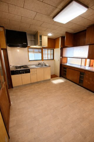 三の宮2丁目　中古住宅のダイニング