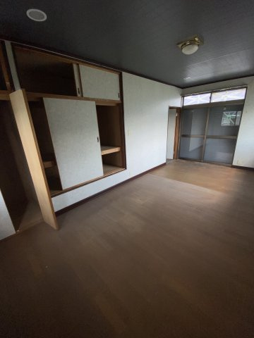 三の宮2丁目　中古住宅の収納|離れ2階収納