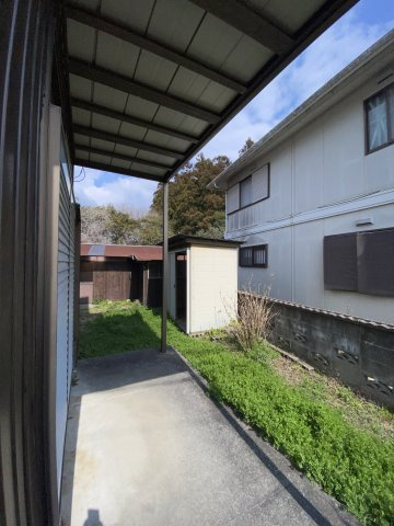三の宮2丁目　中古住宅の庭|離れテラス部分