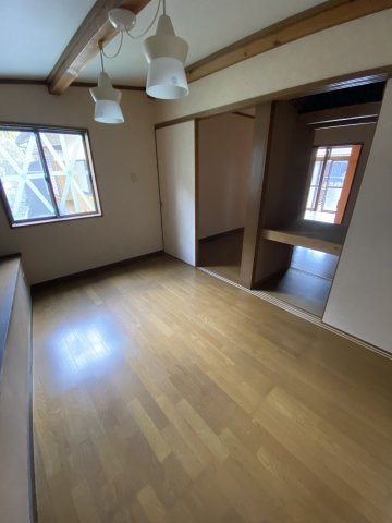 三の宮2丁目　中古住宅の洋室