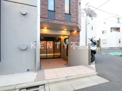 【エントランス】 | ハーモニーフラッツ不動前 | 毎日通るエントランスはこのようになっています