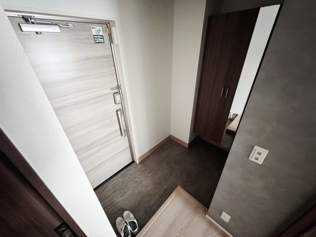 フェリーチェ西原の玄関