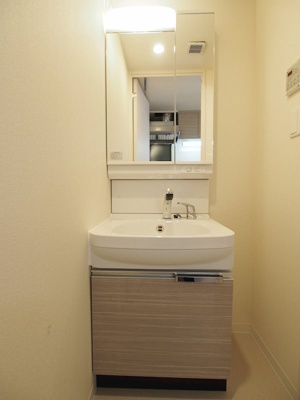 【独立洗面台】 | プレサンス大手前ピリオド