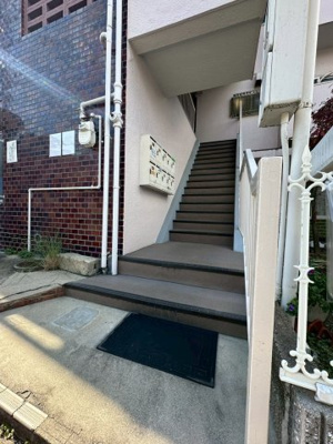 【エントランス】 | 大池玉木ビル