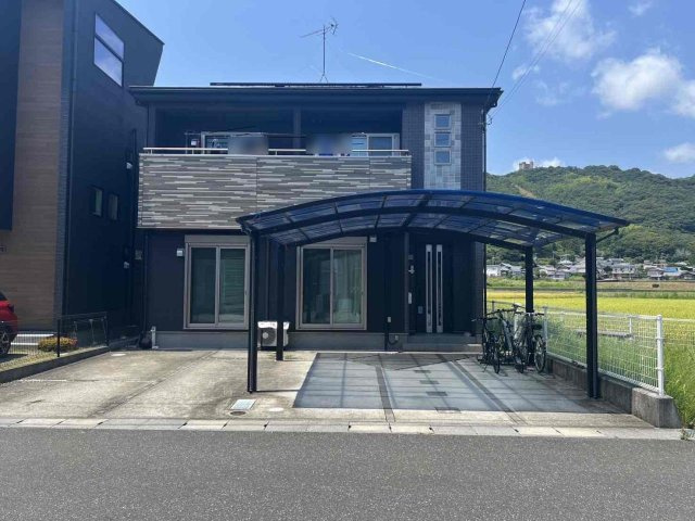 香南市野市町新宮　中古戸建ての外観