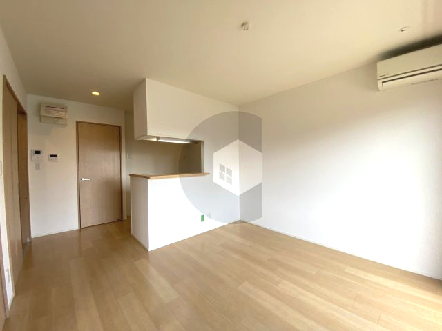 プレセアコート花園 C棟の居間・リビング