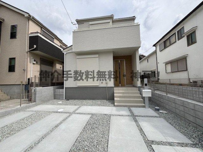 【外観】 | 神戸市垂水区千鳥が丘2丁目　新築戸建1号棟　仲介手数料無料！ | 建物外観を気になさる方へ、見た目の良い物件です