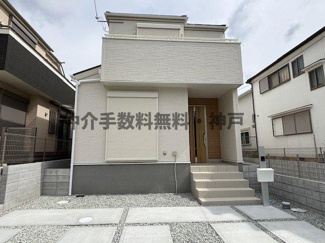 【外観】 | 神戸市垂水区千鳥が丘2丁目　新築戸建1号棟　仲介手数料無料！ | 落ち着いた雰囲気の外観です