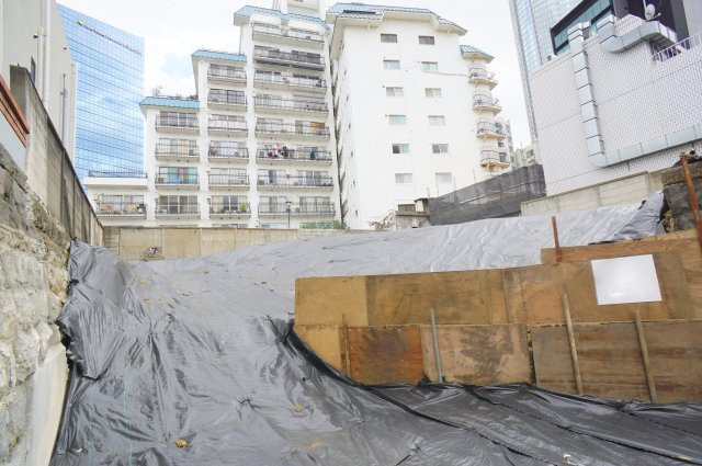 六本木７　土地の外観|☆建築条件はございません
☆お好きなハウスメーカーで建築可能です