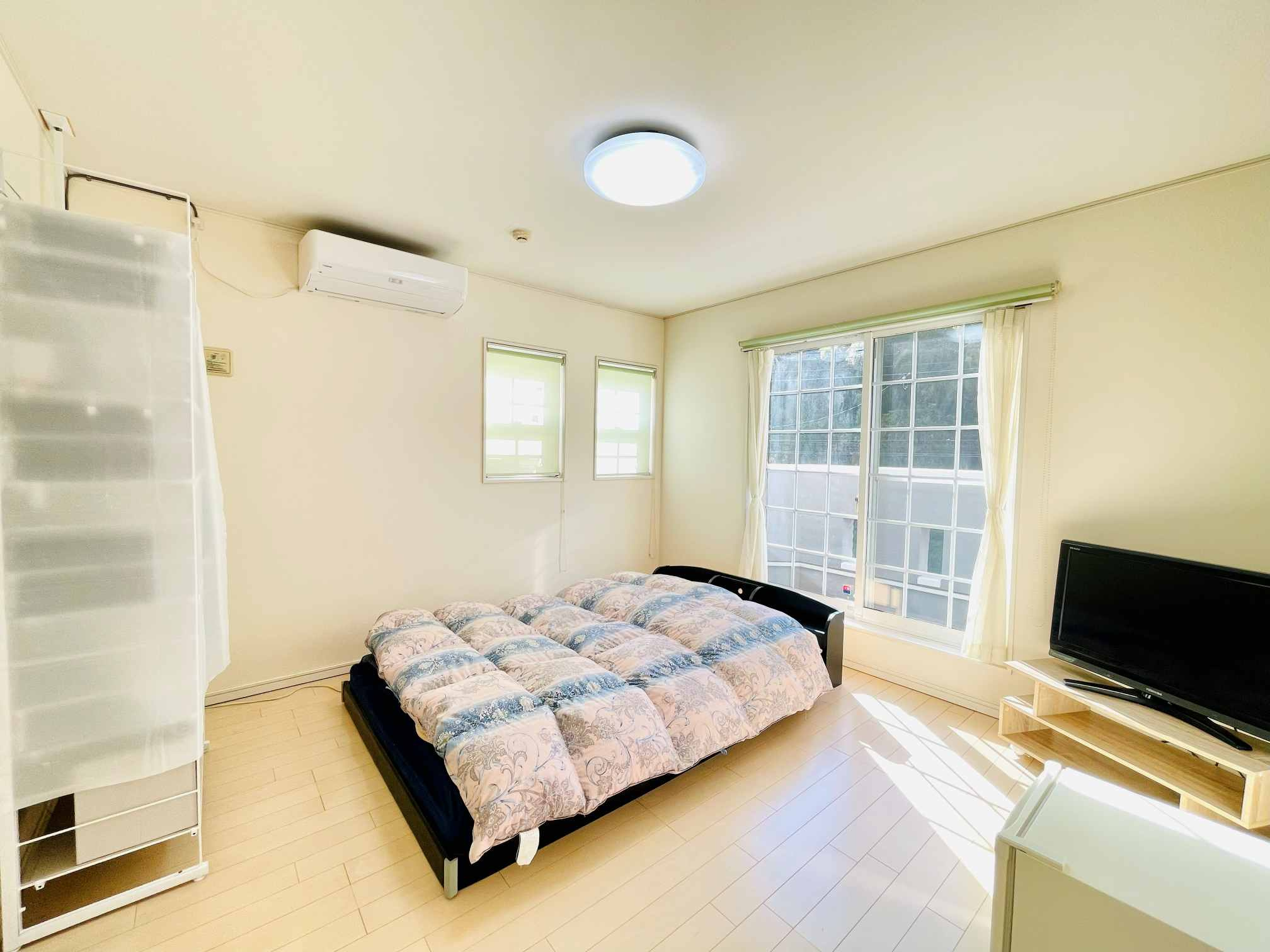 あきる野市草花　太陽光・オール電化付中古戸建の寝室