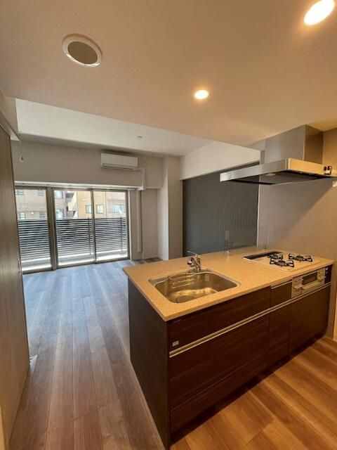 第一辻ビルの居間・リビング