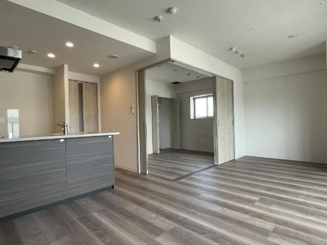 第一辻ビルの居間・リビング