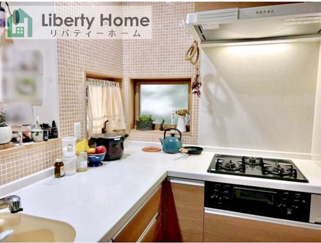 取手市宮和田　中古戸建のキッチン