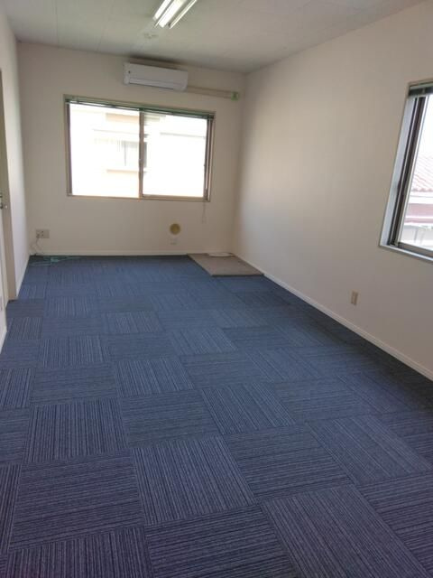 日置ビルの寝室