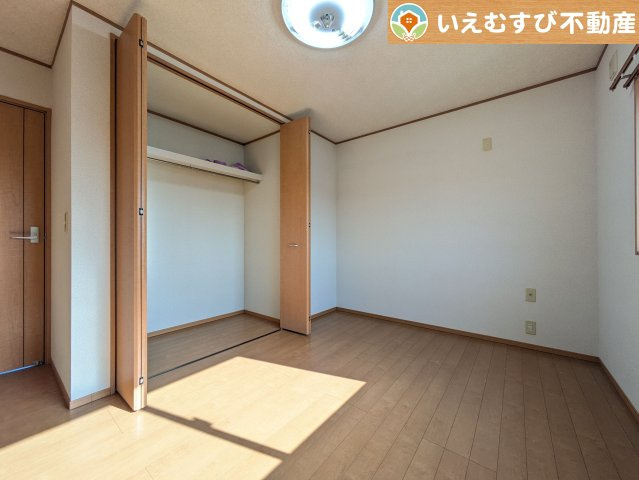 行田市持田　中古戸建の寝室