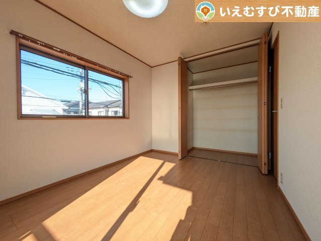 行田市持田　中古戸建の子供部屋