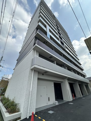 スワンズシティ大阪エスクレアの外観