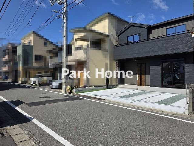 高知市桟橋通3丁目 -7期1棟- 新築戸建ての前面道路含む現地写真