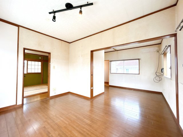 都賀町平川　中古戸建の居間・リビング