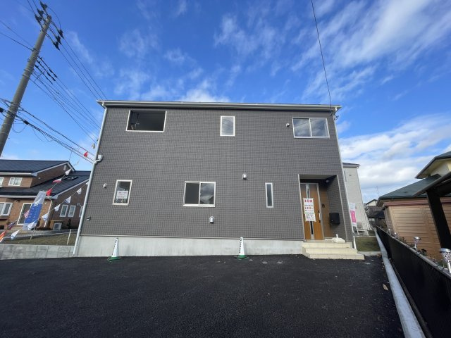 八戸市新井田西１丁目ｰ3号棟の外観