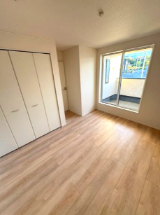 新築戸建　伊豆の国市三福第４　全３棟　２号棟の洋室