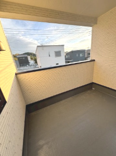 新築戸建　伊豆の国市三福第４　全３棟　２号棟のバルコニー