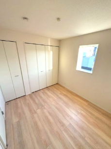 新築戸建　伊豆の国市三福第４　全３棟　２号棟の洋室