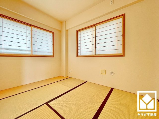 グランスイート醍醐駅前の和室