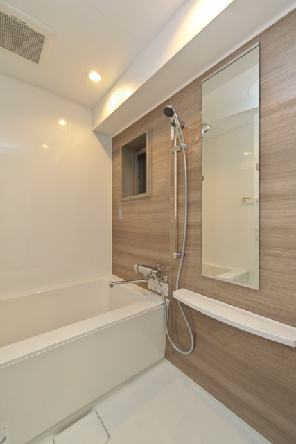 エンクレスト祇園Ⅱの浴室