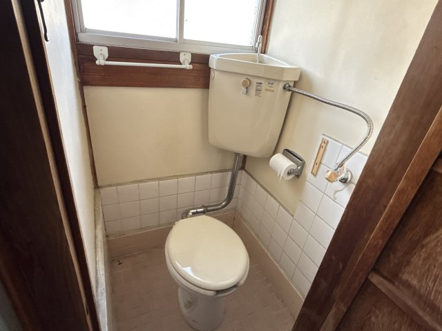 姫路市飾磨区鎌倉町平屋のトイレ