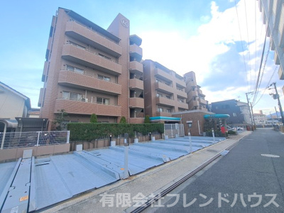 【外観】 | ローレルコート楽々園