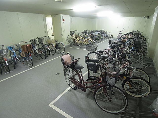 ポートピアプラザＦ棟のその他共用部分|敷地内に大きな駐輪スペースも完備