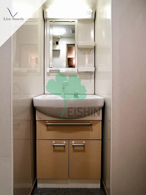 【洗面所】 | ロイヤルリバービュー | シンプルで使いやすい洗面台です！